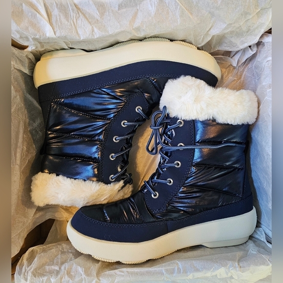 Sperry Women's Bearing Plushwave Navy Metallic Snow Boot - Picture 3 of 12